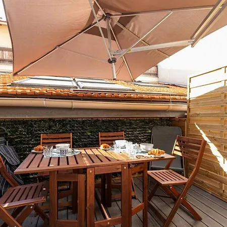 1 Bed, Center Of With Ac Apartmán